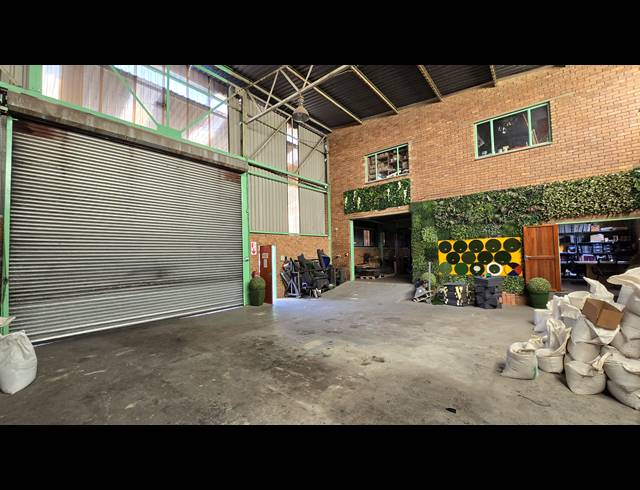 400M² WAREHOUSE TO LET IN SEBENZA